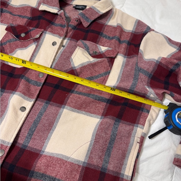 Oversized Shacket - Picture 3 of 9